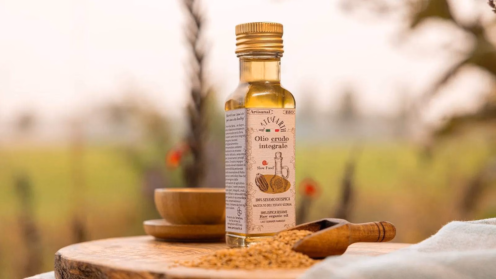 Olio di sesamo crudo integrale bio da Ispica – Slow Food | Organic raw whole sesame oil from Ispica – Slow Food certified