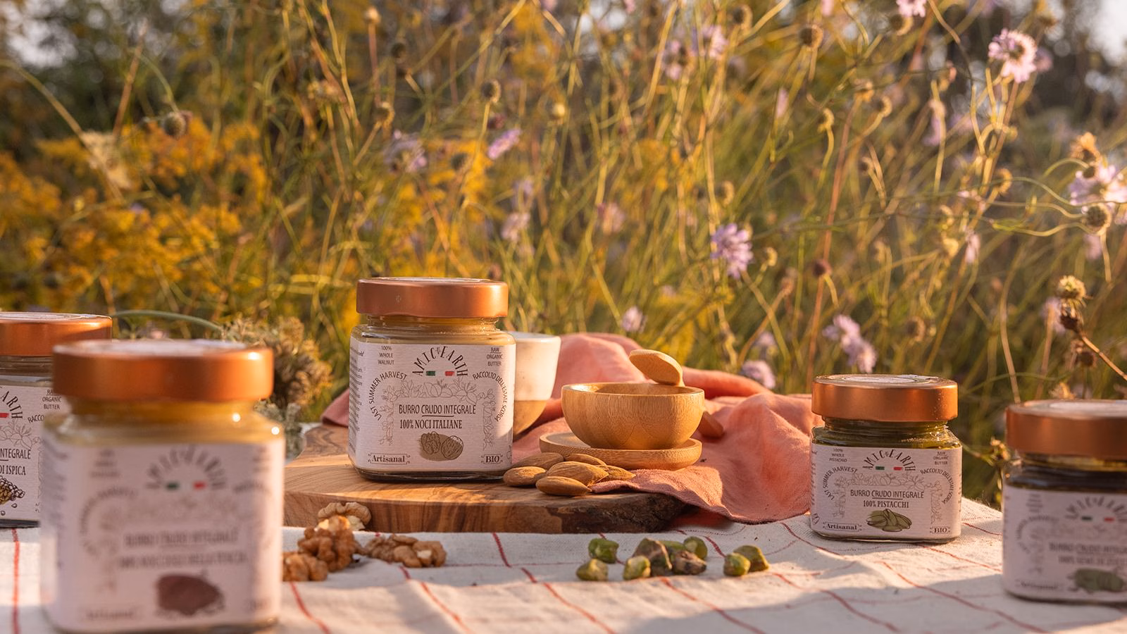 Burro crudo integrale – 100% frutta secca italiana bio | Raw organic nut butters – AmicEarth