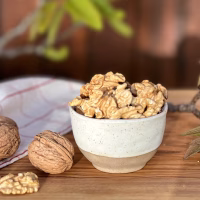 Noci biologiche crude integrali italiane AmicEarth – nutrienti, 100% naturali